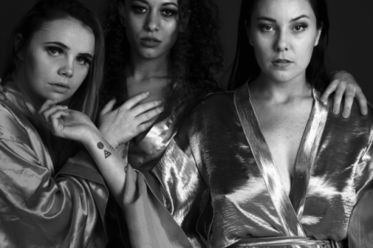 Naked & Dangerous updated - Banner Mobile