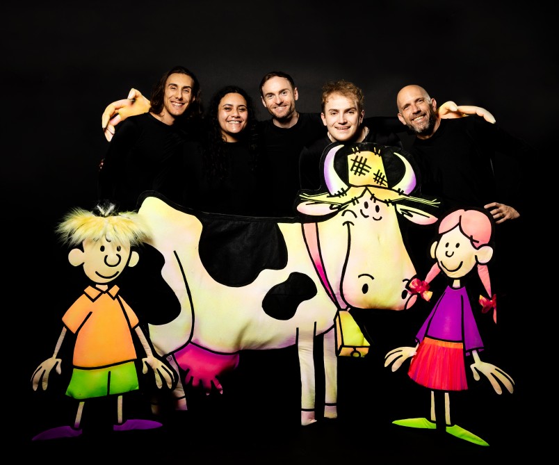 Badjelly the witch glow show - cast and puppets image - Q Theatre